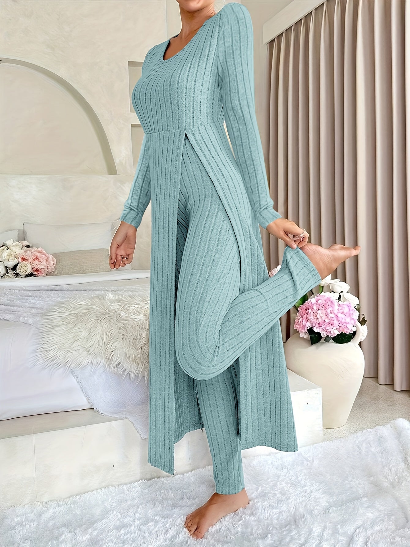 Two-piece Set of Ribbed Long-sleeved Top and Pants