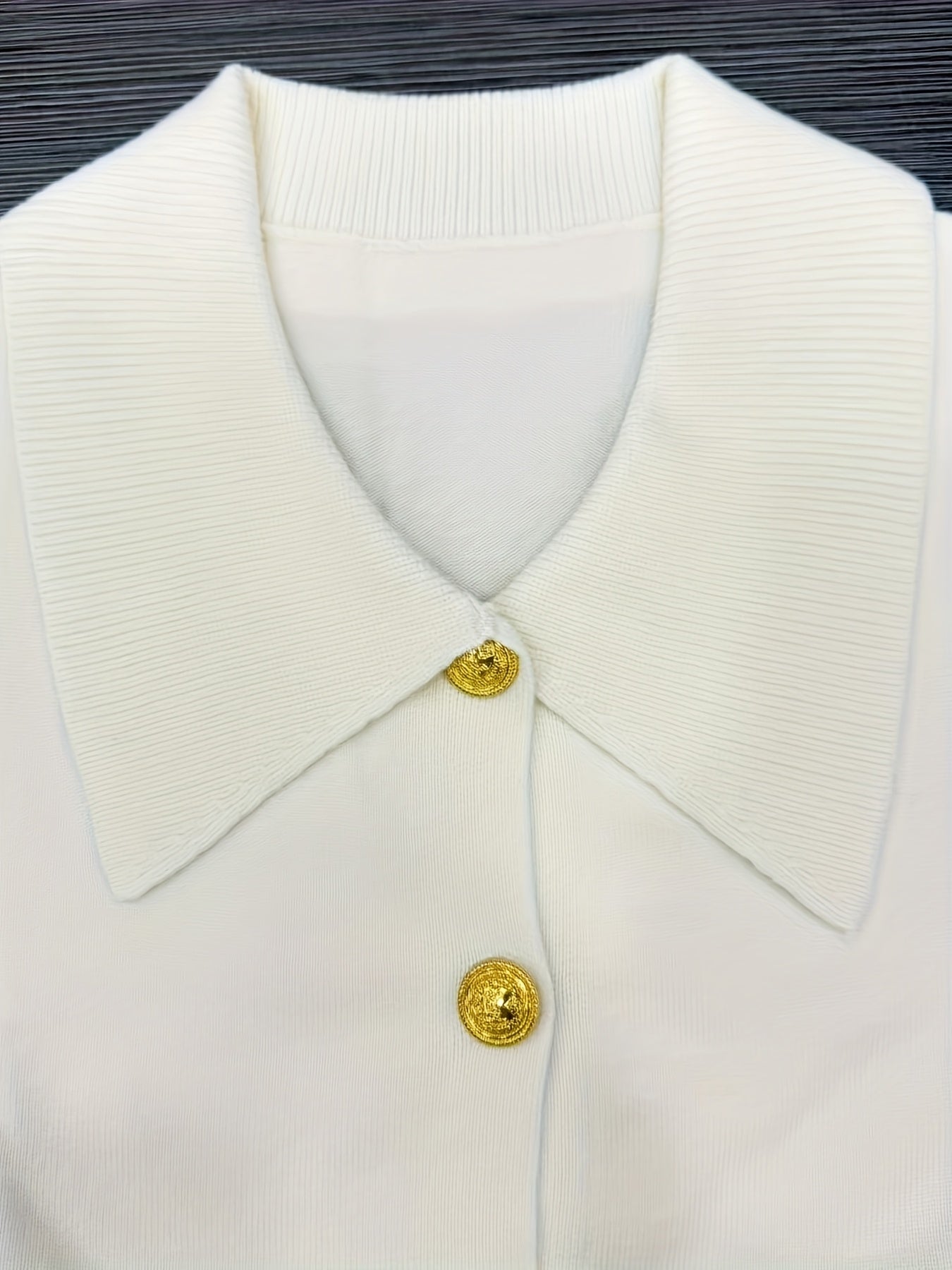 Women's Trendy Elegant and Stylish White Cardigan Sweater for Autumn/Winter, Machine Washable Hand Washable