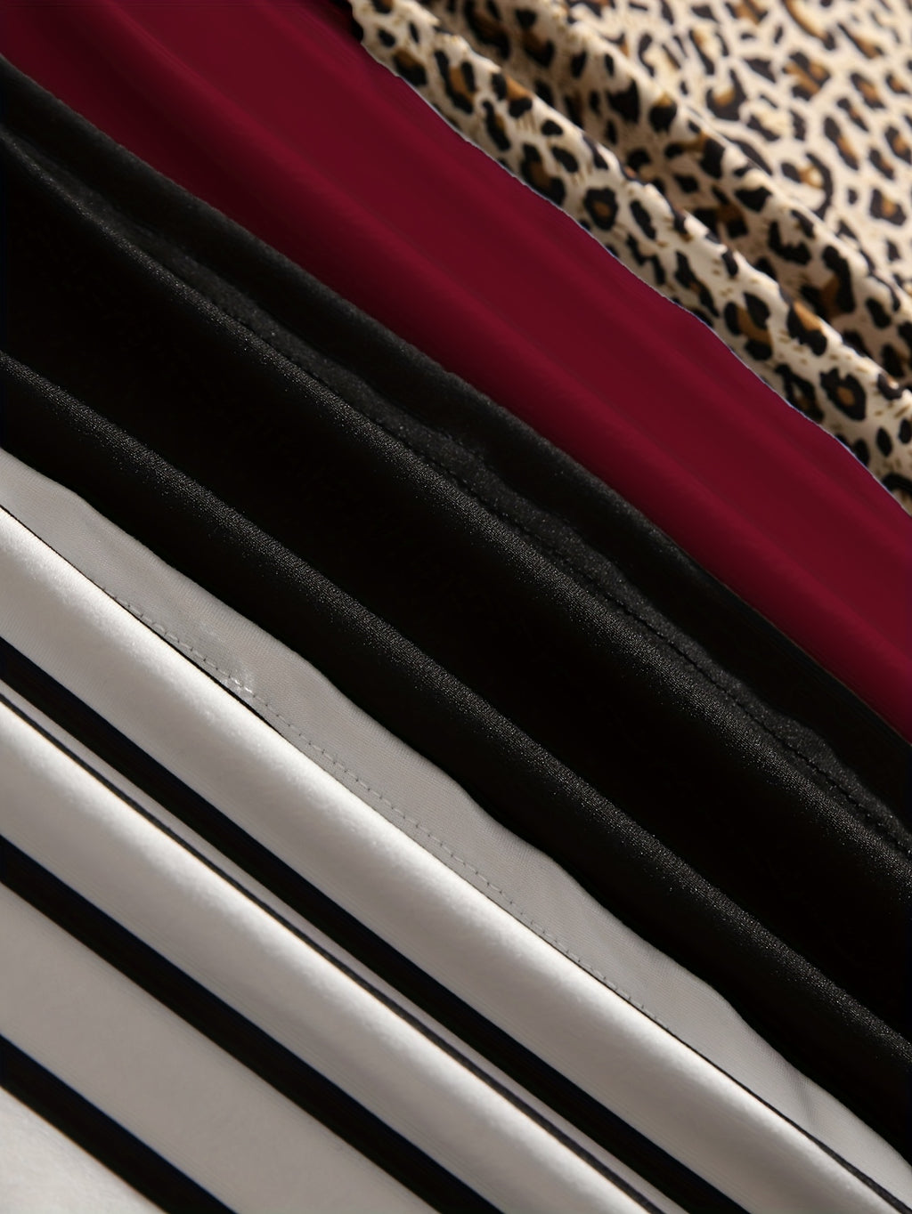 {4pcs} Leopard Print T-Shirt