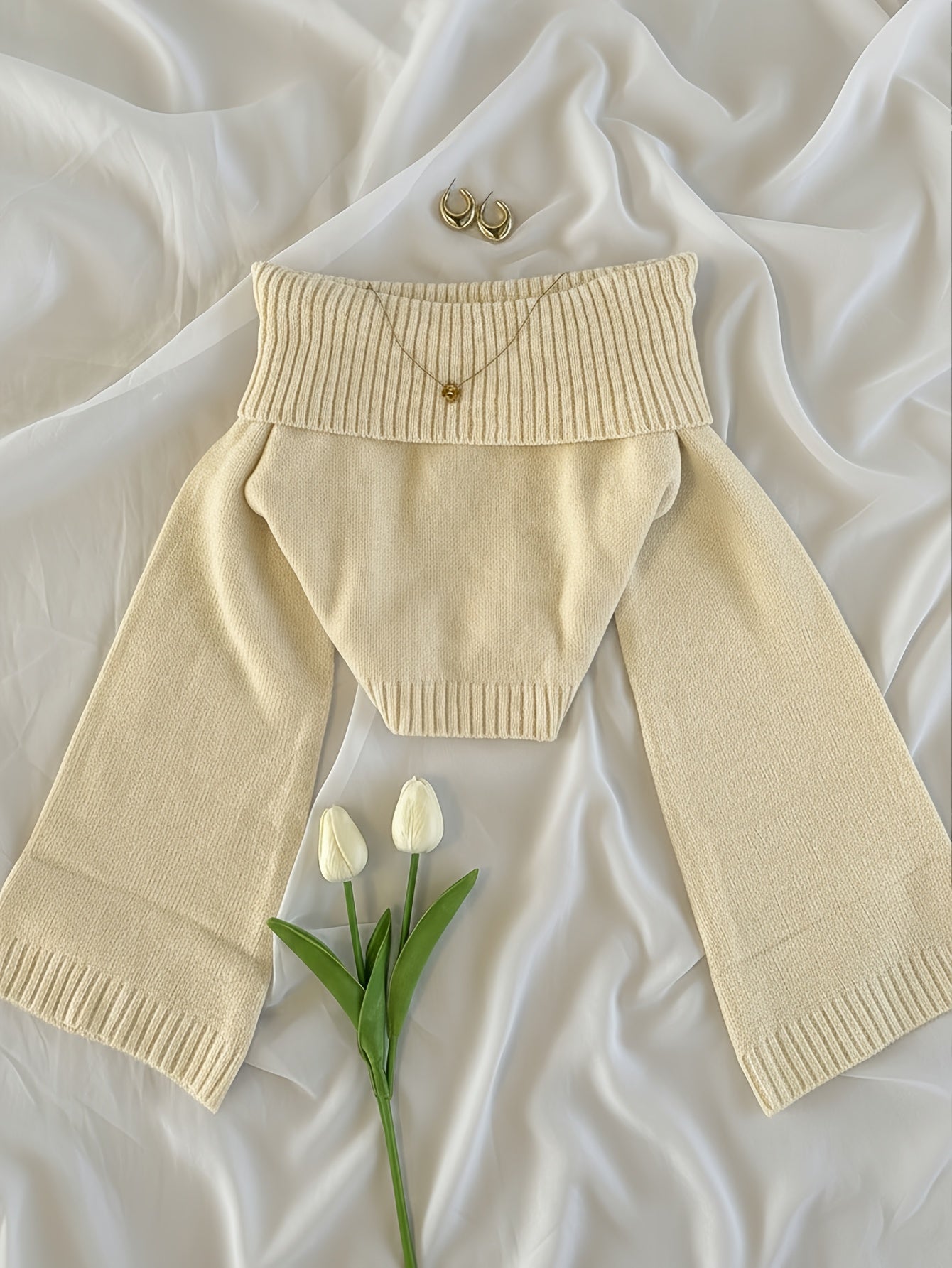 Elegant Off-Shoulder Solid Color Short Long-Sleeve Sweater Top