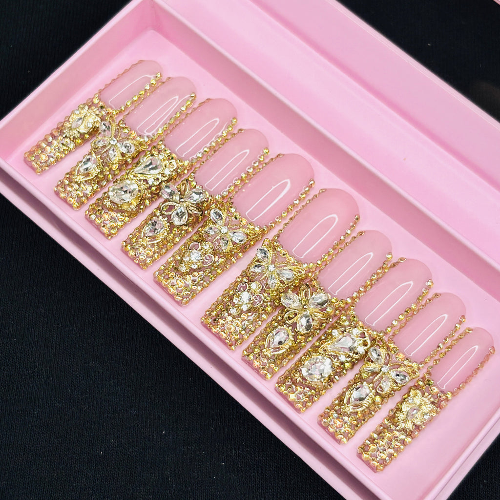 {10pcs} Gold Rhinestone Butterfly Press-On Nails