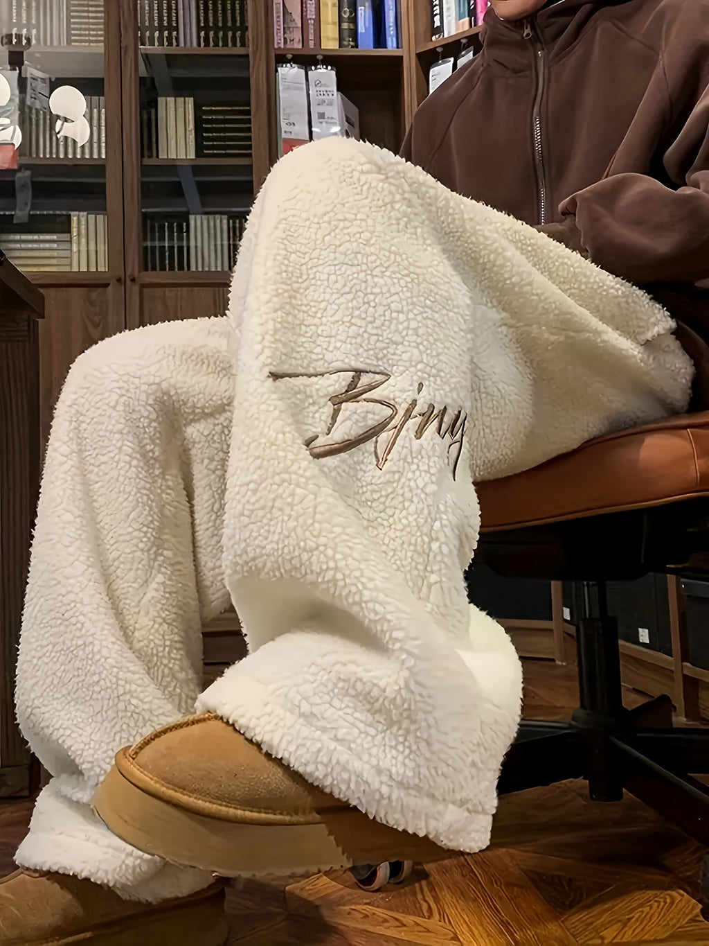 Fleece-Lined Embroidered Casual Pants