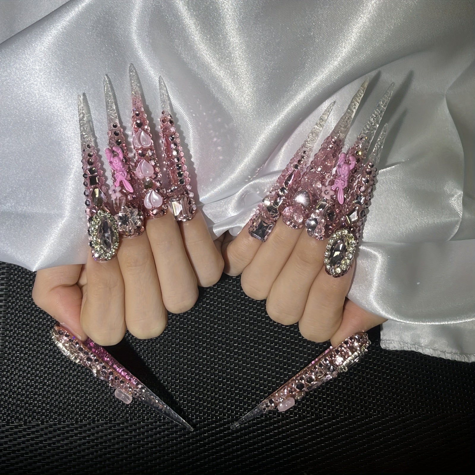 10pcs Handmade Magnetic Press-On Nails with Floating, Rhinestones & Heart/Clover/Bow/Pink Bow & Rabbit Cutouts