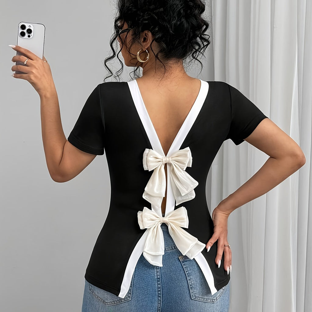 T-Shirt with White Bow Detail
