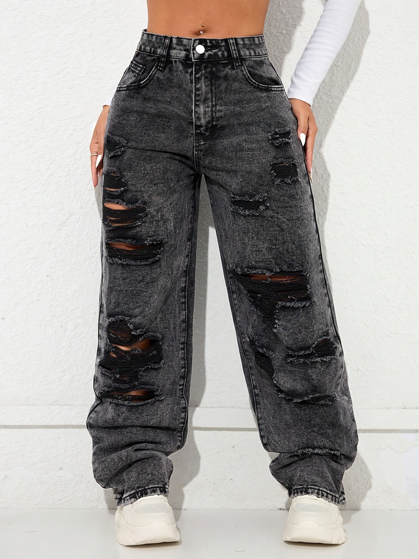 Straight Distressed Jeans
