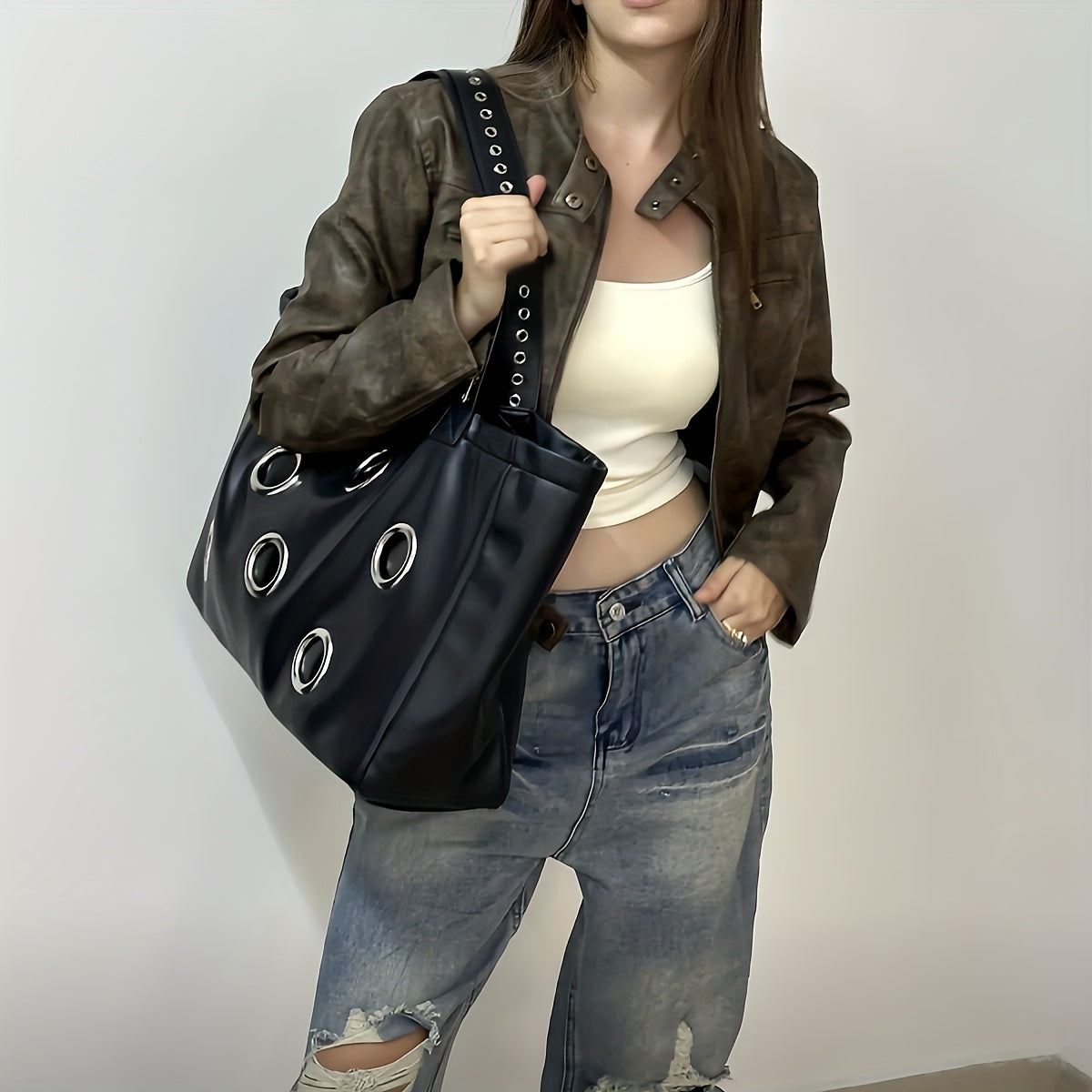 Vintage Large Capacity Rivet Eyelet Decor Underarm Shoulder Bag, Fashionable Large Capacity Rivet Eyelet Decor Handbag, Large Capacity Punk Style Rivet Decor Tote Bag, High-Quality PU Material, Extra Large Capacity, Rivet Eye