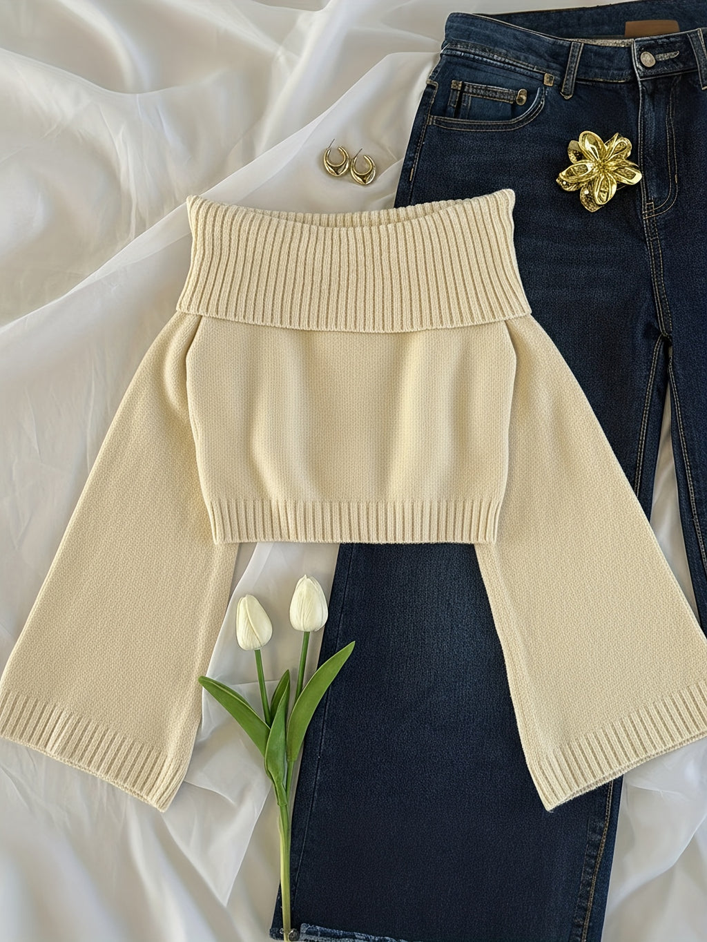 Elegant Off-Shoulder Solid Color Short Long-Sleeve Sweater Top