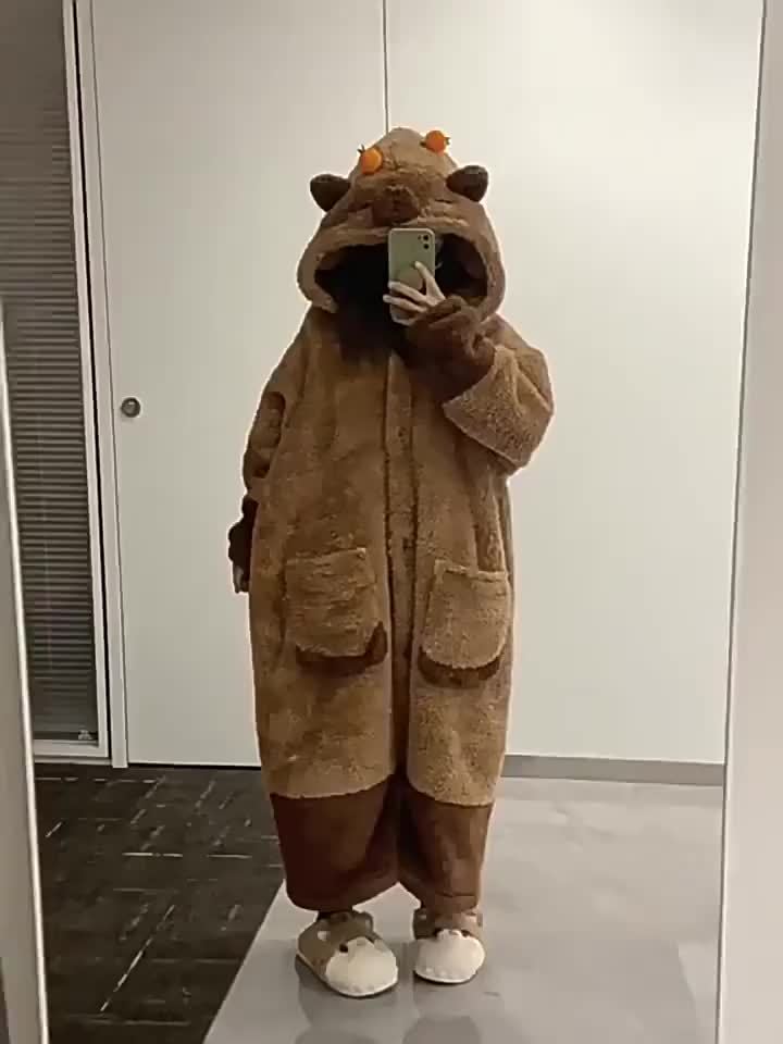 Capybara Long-Sleeved Plush Dress Robe