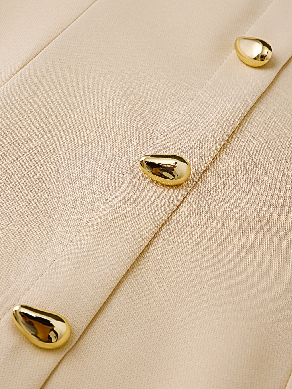 Sleeveless Waist-Cinching Dress with Tie and Button Closure