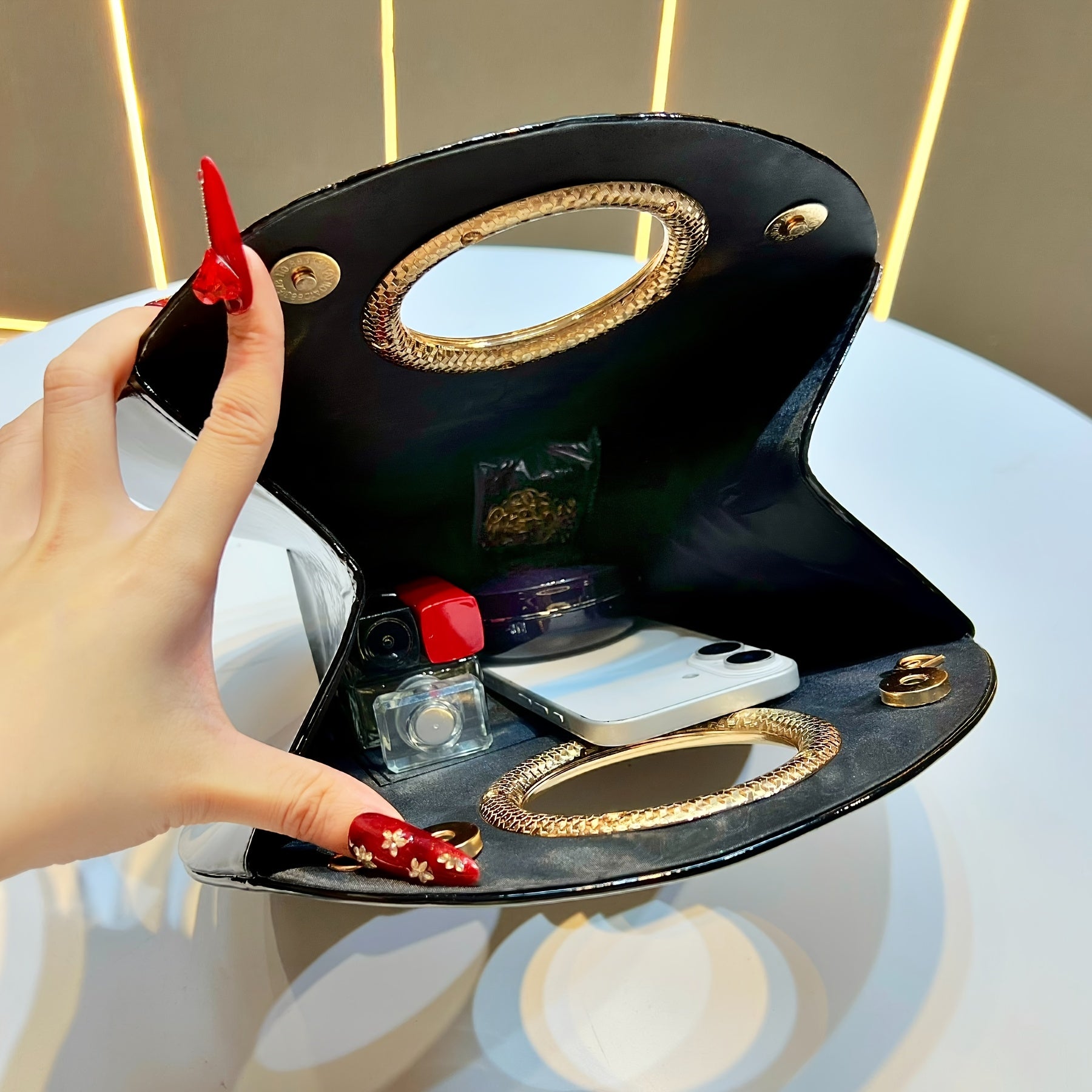 Luxury Rhinestone Clutch Bag