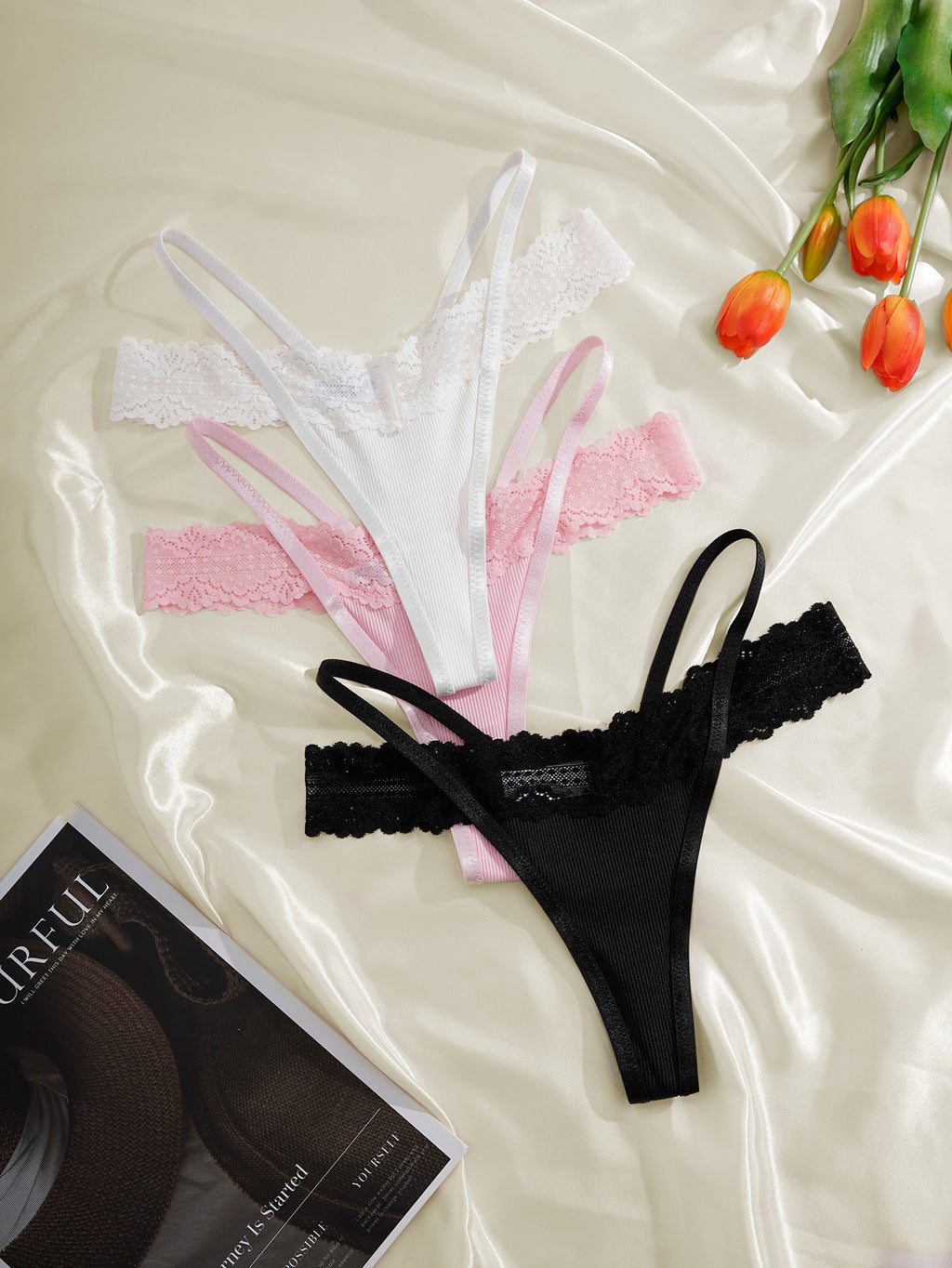 {3pcs} Low-Rise Suspender Lace Bikini Briefs with Double Waistband