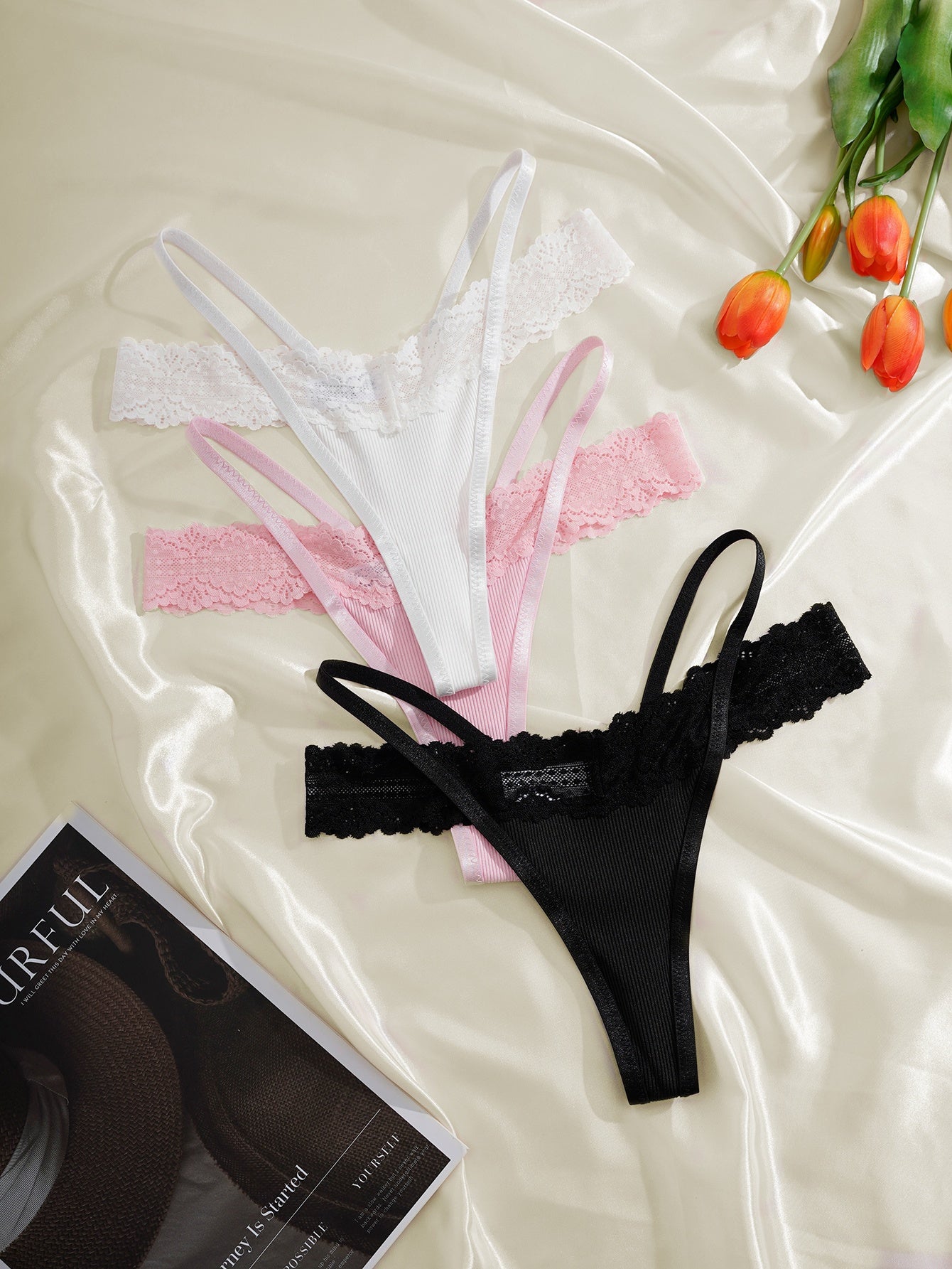 {3pcs} Low-Rise Suspender Lace Bikini Briefs with Double Waistband
