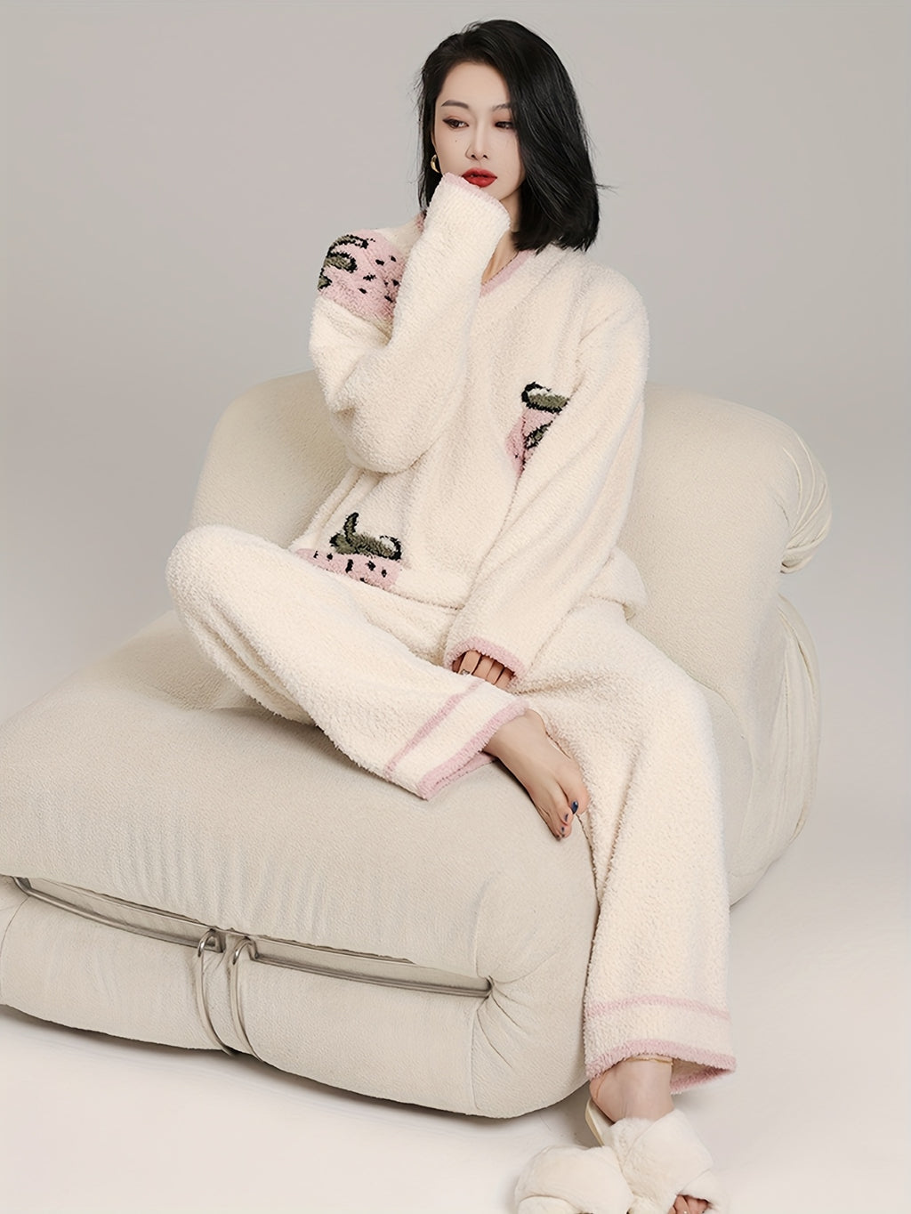 Cozy Fleece Set with "Nian Nian" Design