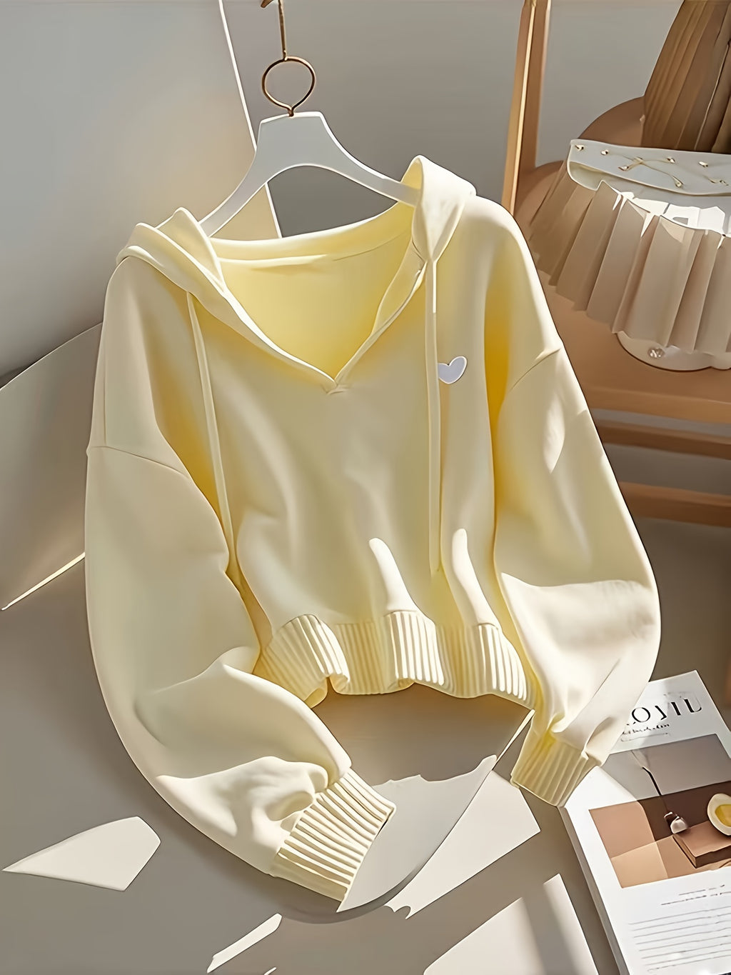 Women's Oversized Hooded Sweatshirt with Red Heart Patch - Cozy Long Sleeve Pullover, Medium Stretch Fabric, Drawstring Hood & Ribbed Cuffs for Fall Winter Casual Wear, Seasonal Wardrobe, Chic Pullover, Durable Construction,