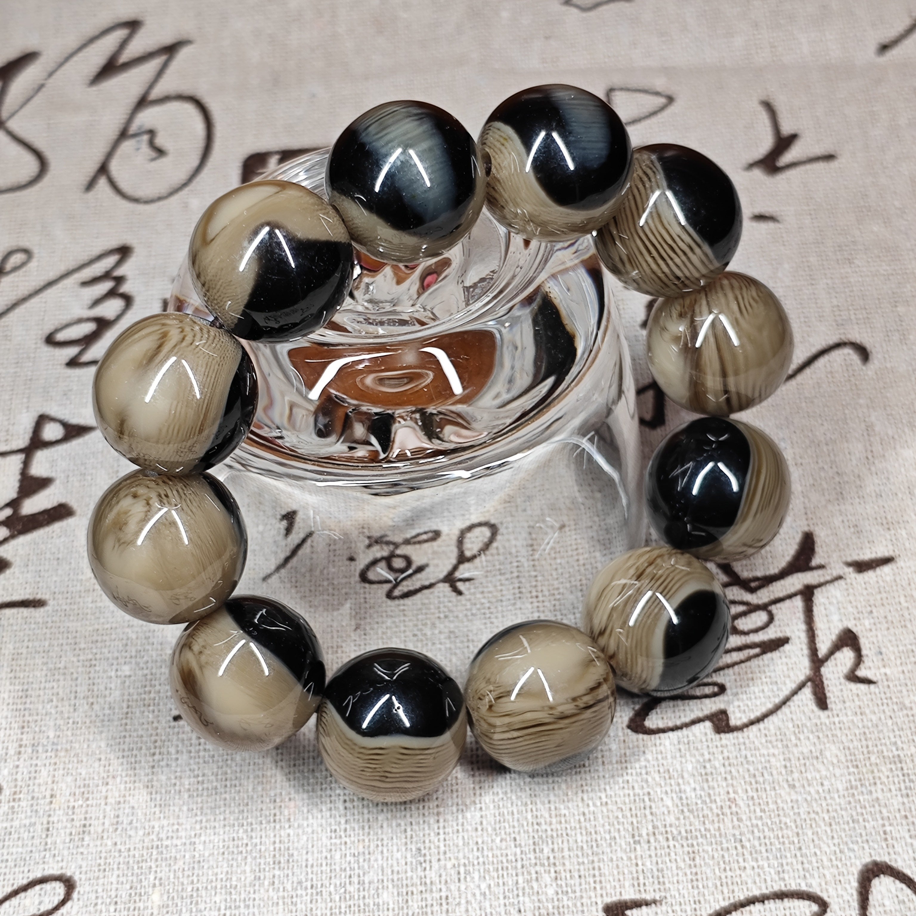 20mm Black Gray Sea Birch Iron Tree Spore Fossil Bracelet