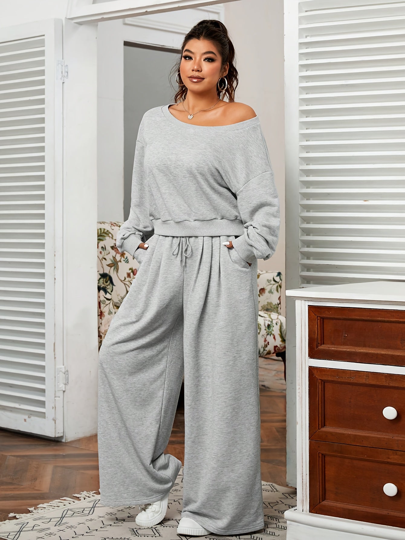 Casual Sweatshirt and Wide Leg Pants Set