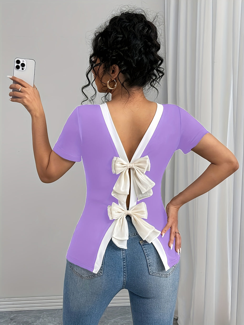 T-Shirt with White Bow Detail