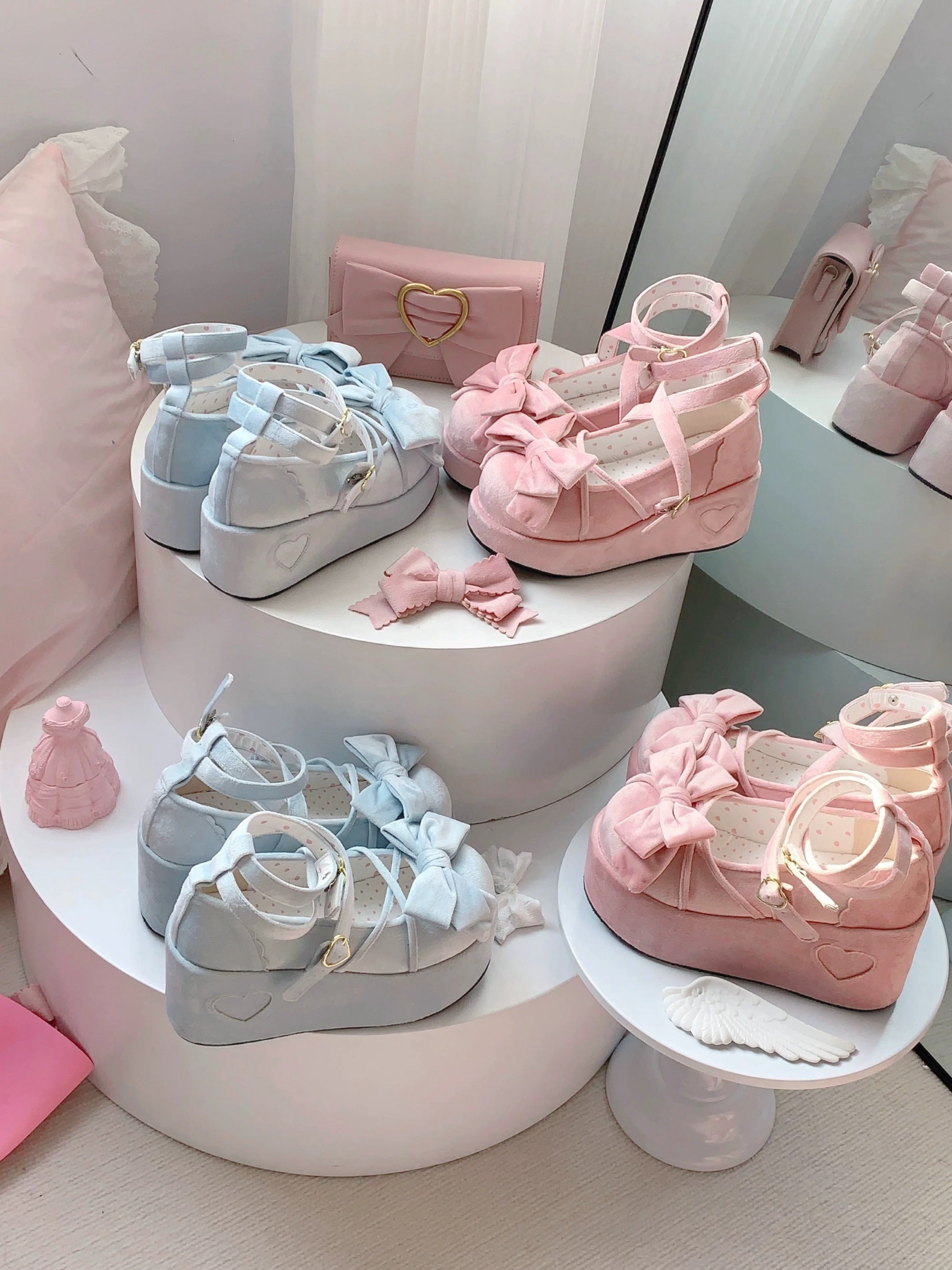 Mid-Heel Round Toe Slip-On Loafers