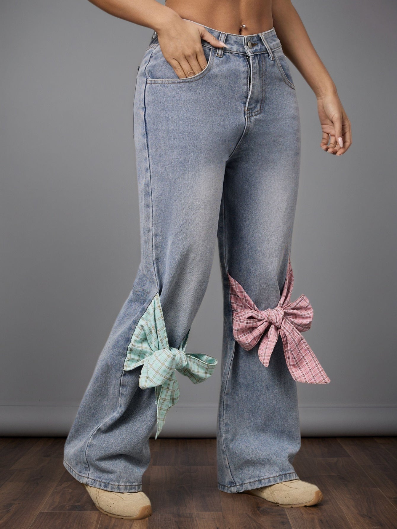 Light Wash Wide-Leg Jeans with Plaid Bow Accents