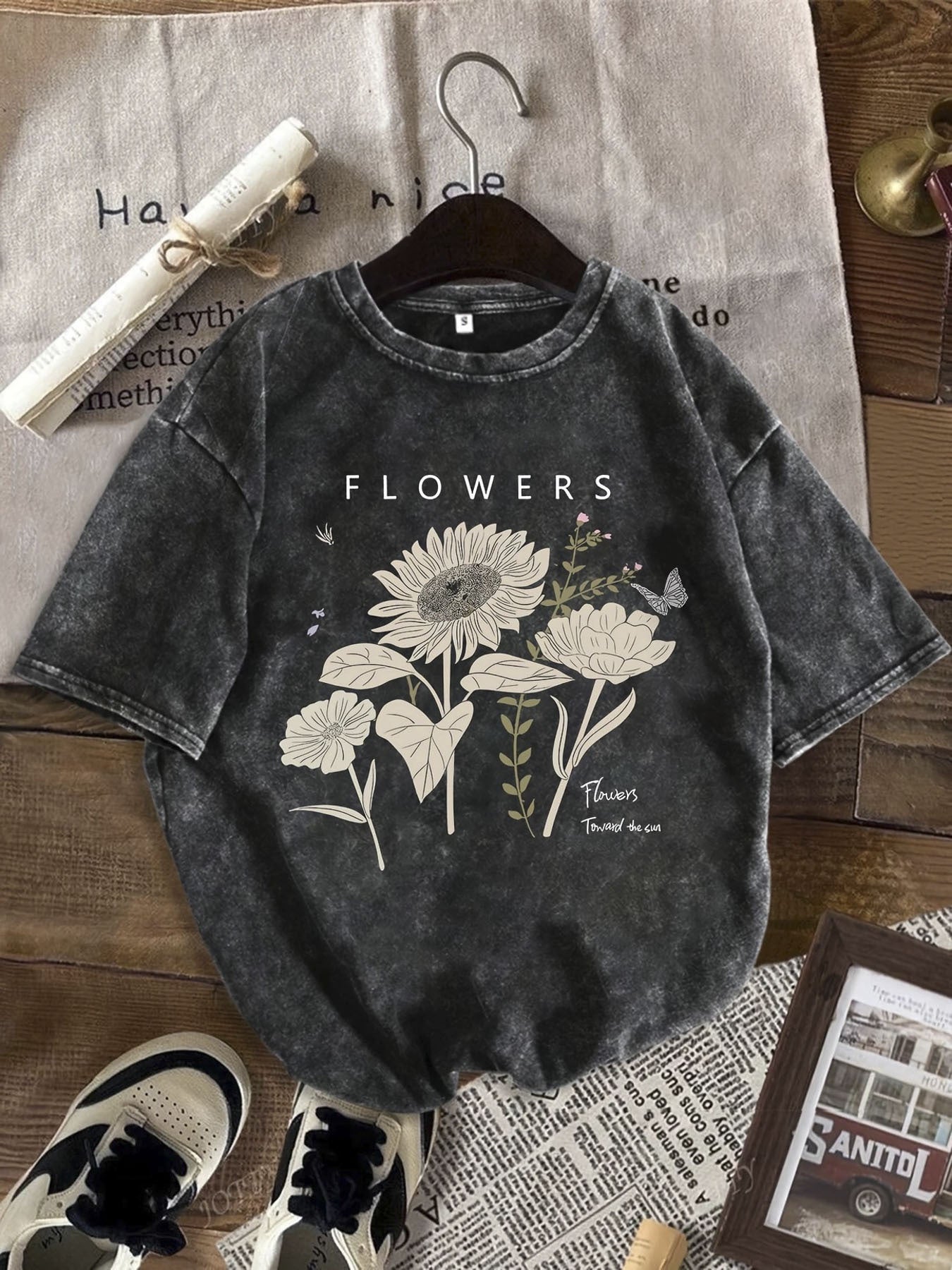Women's Y2K Retro Vintage Washed Cotton T-Shirt - 230GSM Soft Relaxed Fit Short Sleeve Tee with Floral Print & FLOWERS Graphic, All-Season Casual Top for Summer Outfits & Holiday Gifts, Vintage T Shirts, Soft Fabric, Machine