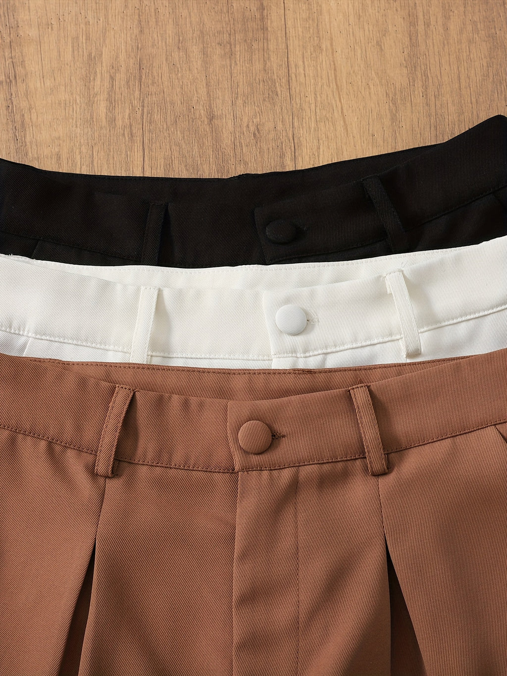 Outing Casual High-Waist Shorts Set of Three, Perfect for Outdoor