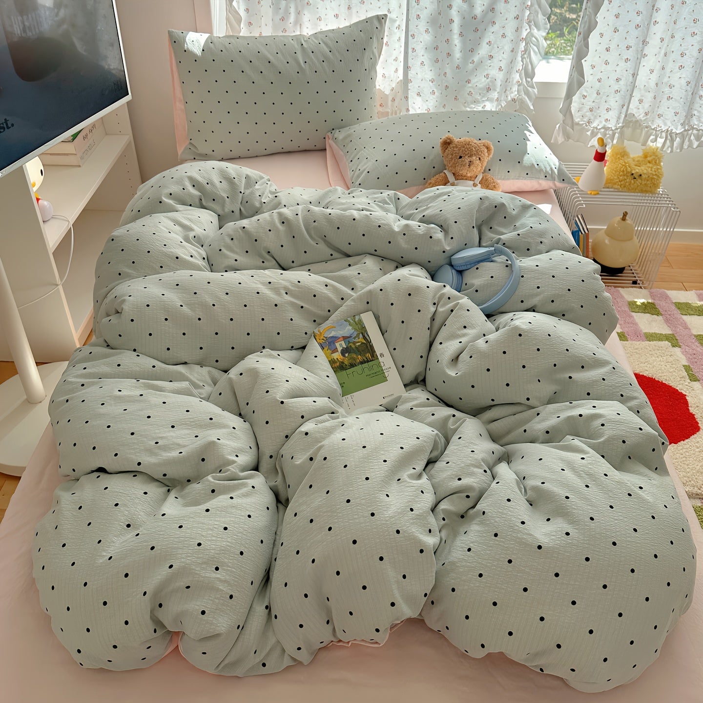 {4pcs} Polka Dot Soft Bedding Set