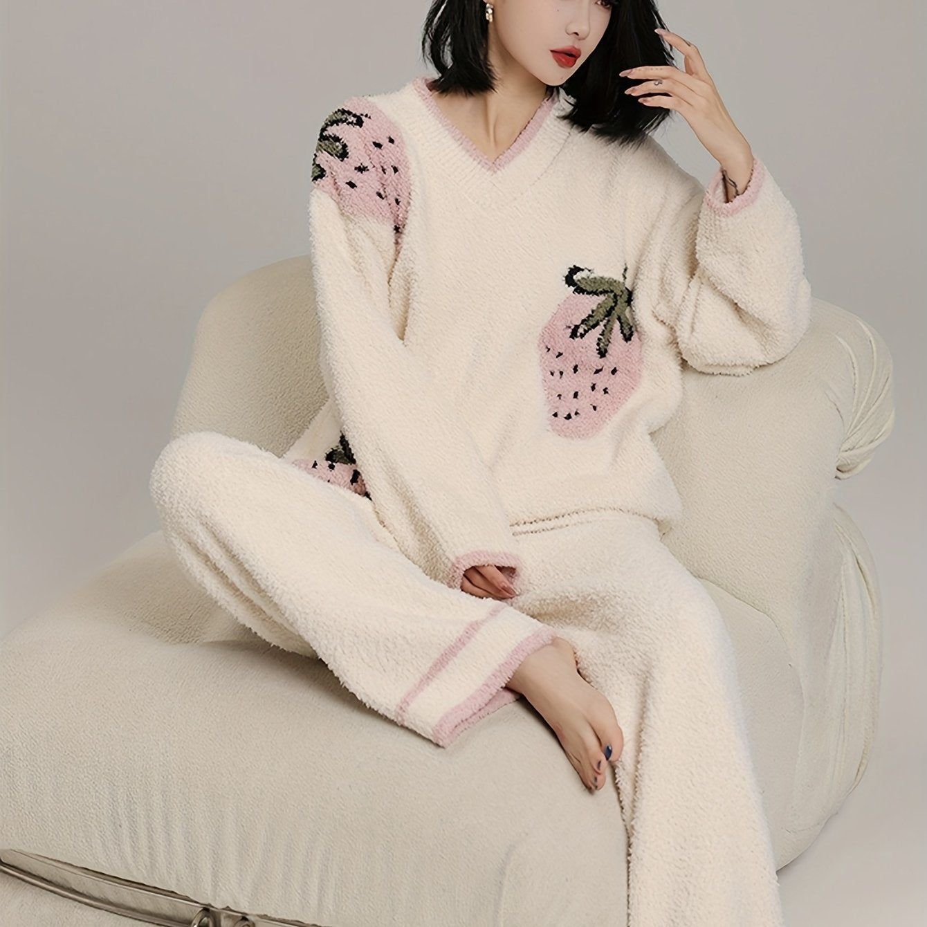 Cozy Fleece Set with "Nian Nian" Design