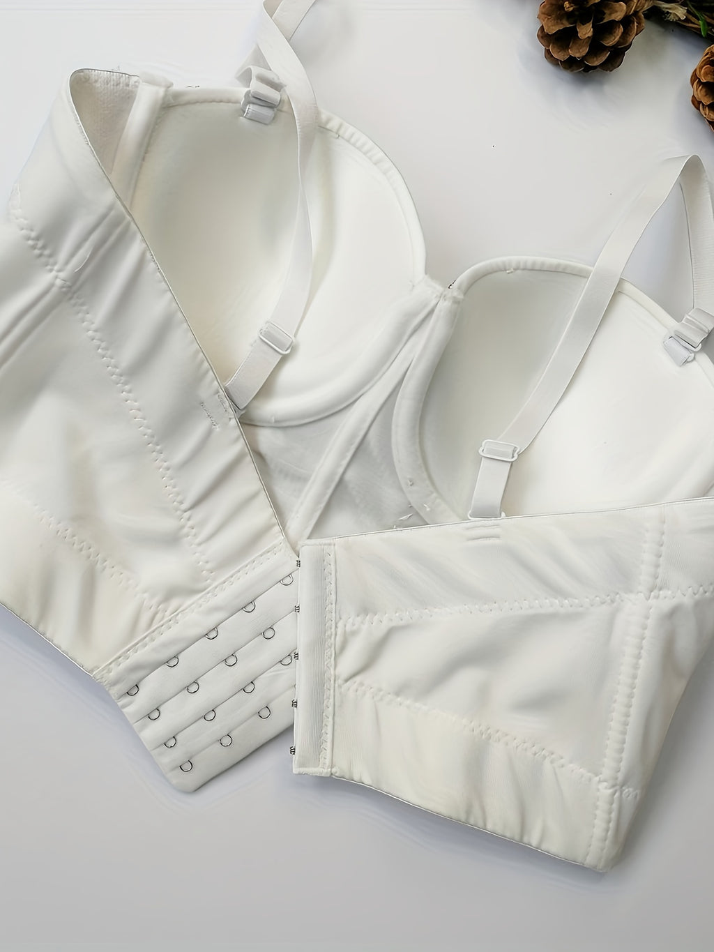 #8185 French Design Sleeveless Vest, Niche Shaping Underwear for Women, Fishbone Top with Studs and Shiny Rhinestones, Women'S Group Tightening Wrap Chest