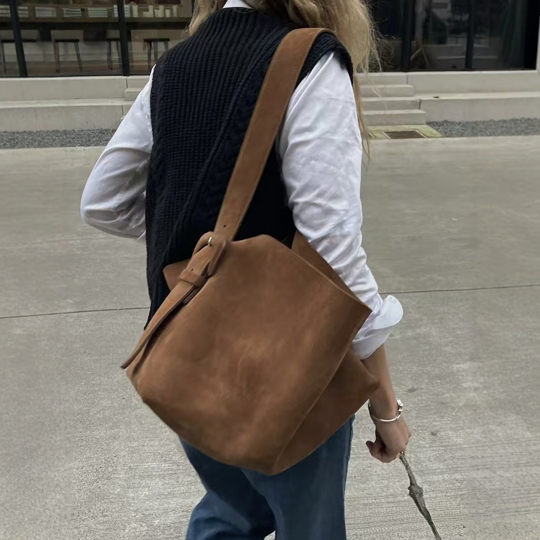 1pc Women's Large Capacity Matte Tote Bucket Bag - Elegant Brown (Coffee color) with Closure, Structured sides & Sturdy Strap - Hand Washable Faux suede-like texture for Work, Travel, Everyday Use - Spacious Handbag for Lapto