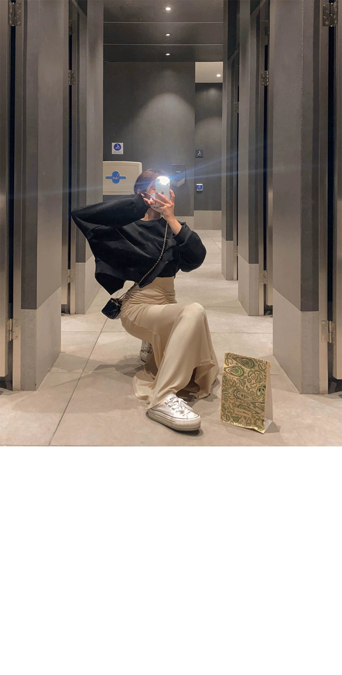 Folds Maxi Knit Skirt