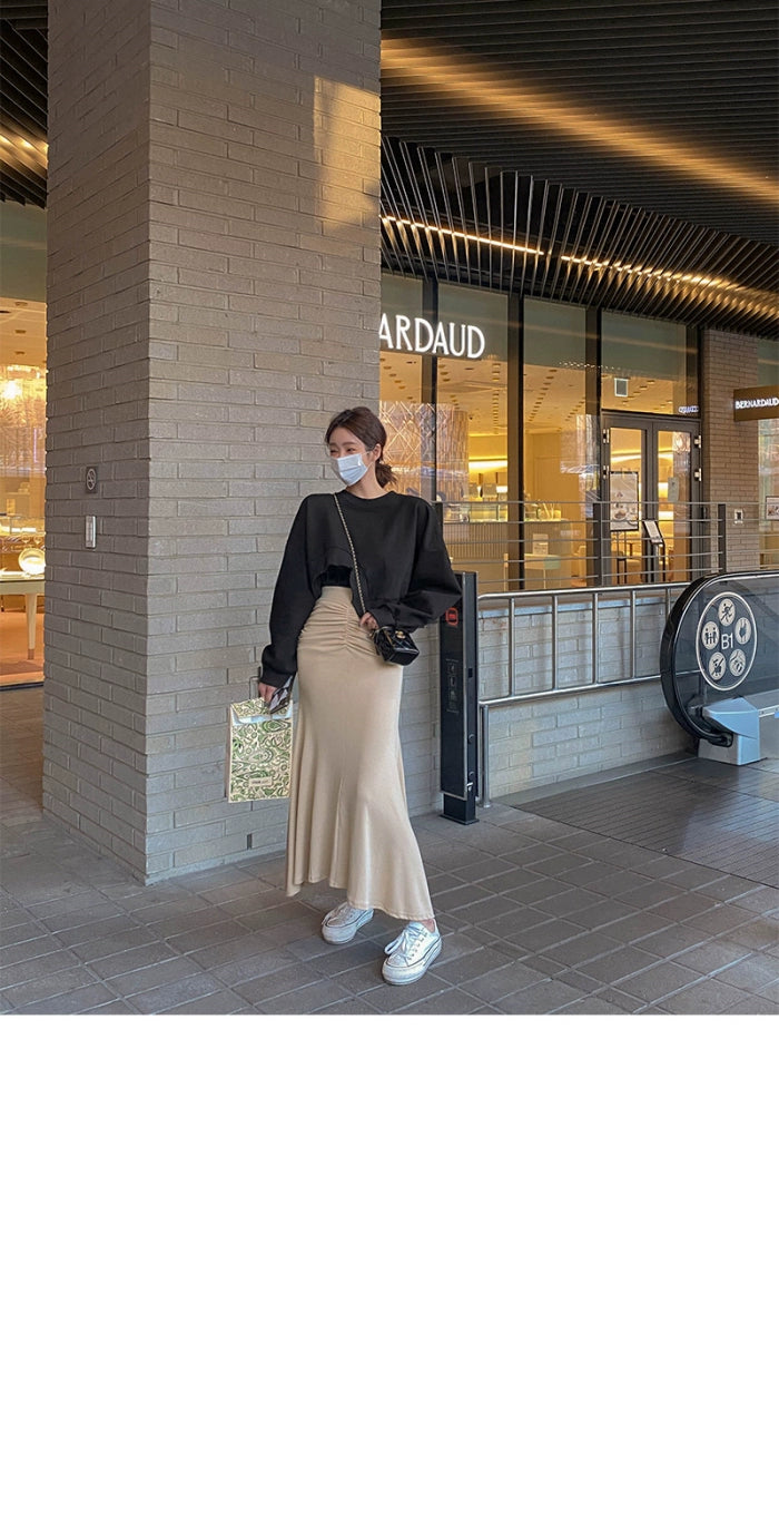 Folds Maxi Knit Skirt