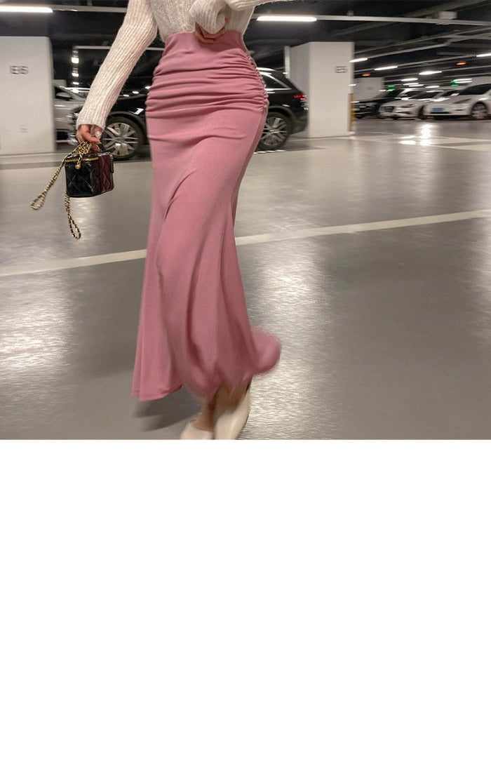 Folds Maxi Knit Skirt