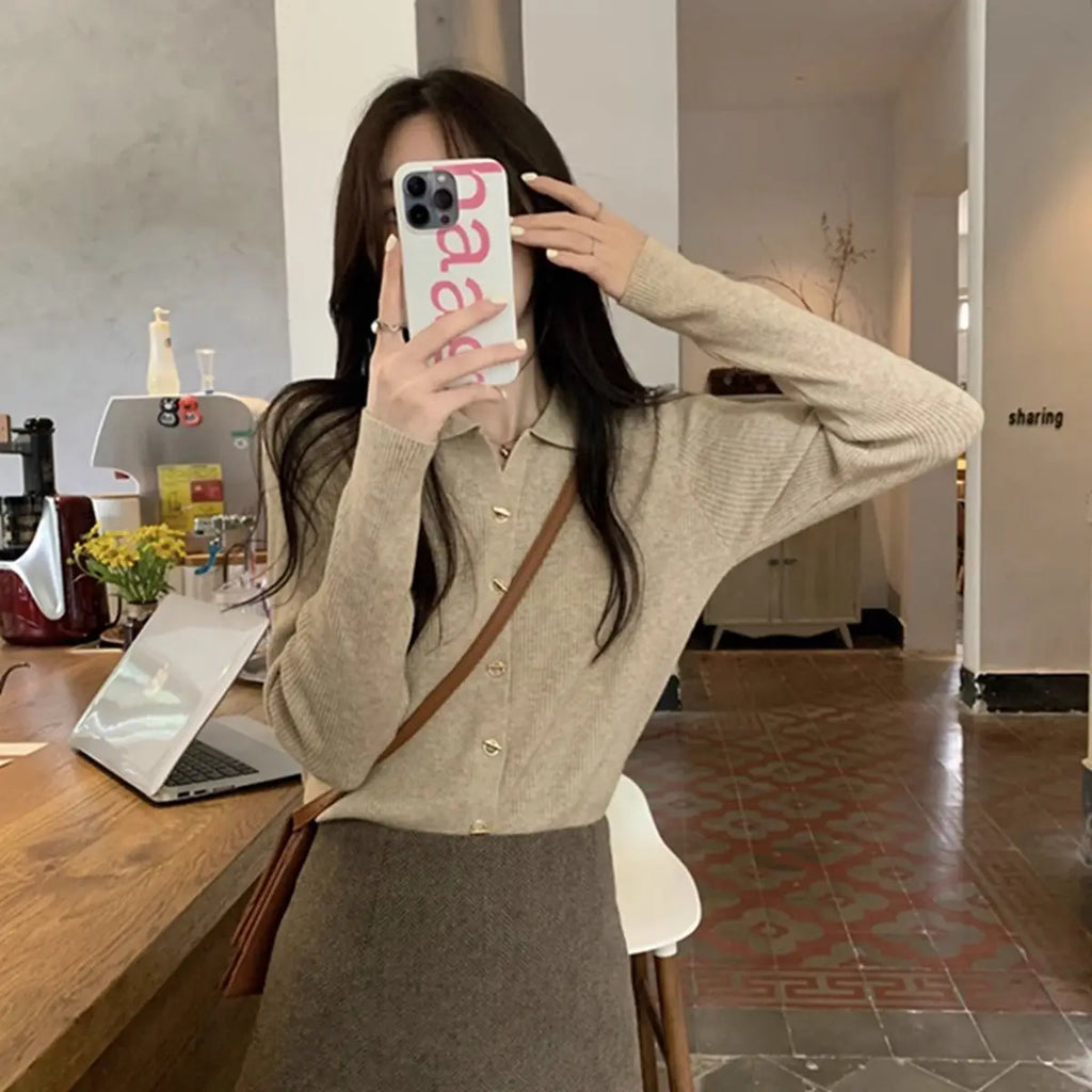 Autumn Elegant Fashion Solid Knit Cardigan Women Clothing Chic Turn-down Collar Long Sleeve Sweater All-match Elegant Button Top