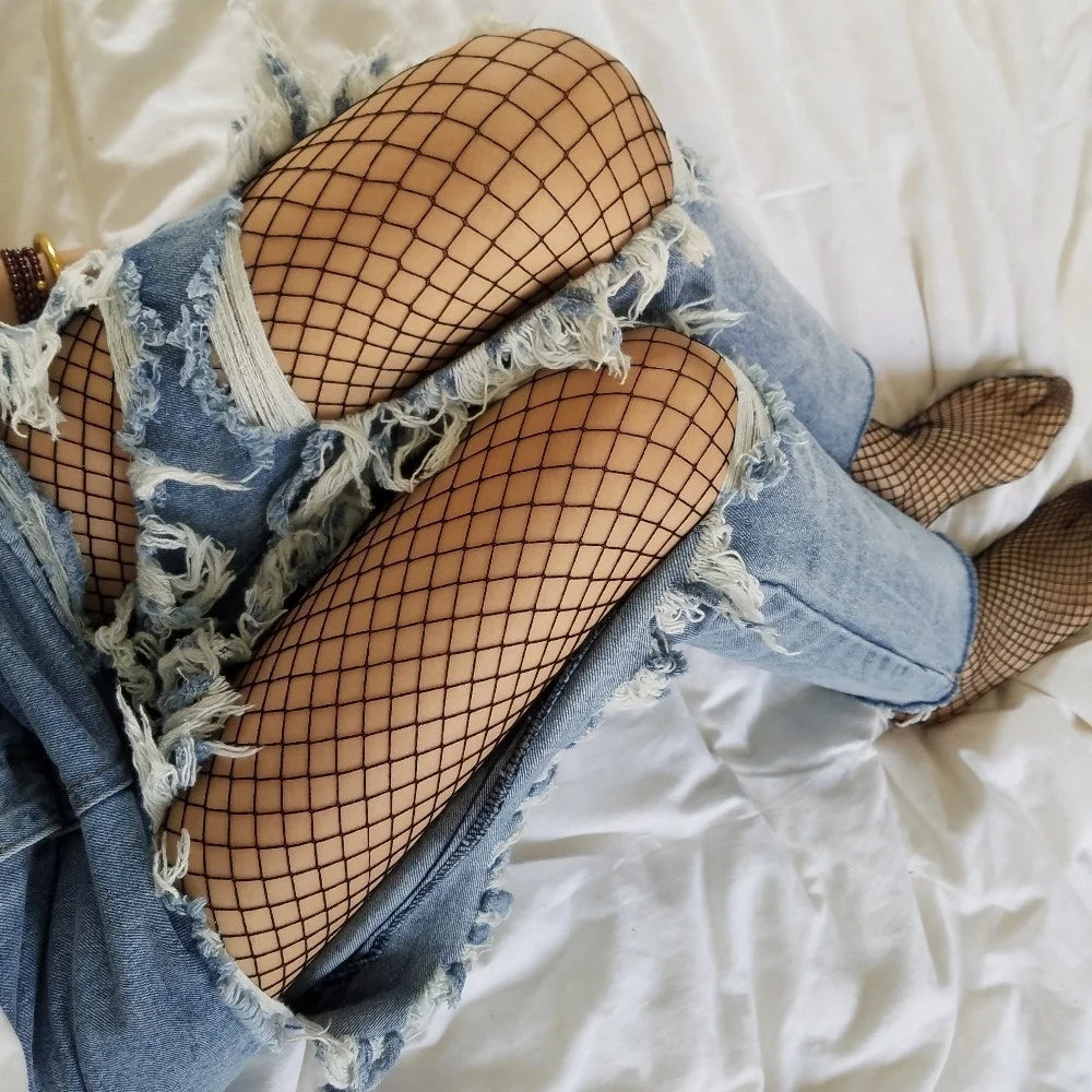 Red Fishnet