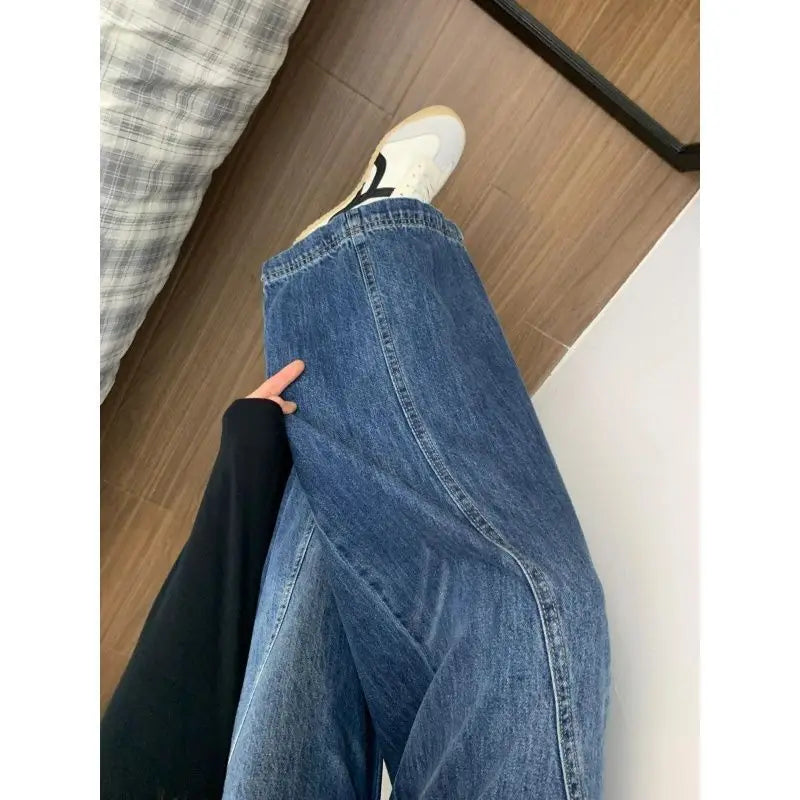 Vintage Curved Hem Jeans