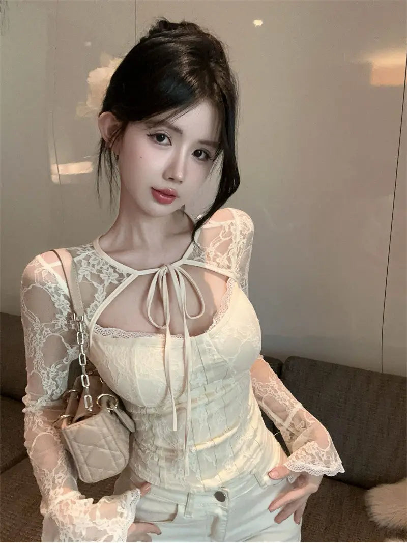 Square Neck Long-sleeved Lace Shirt