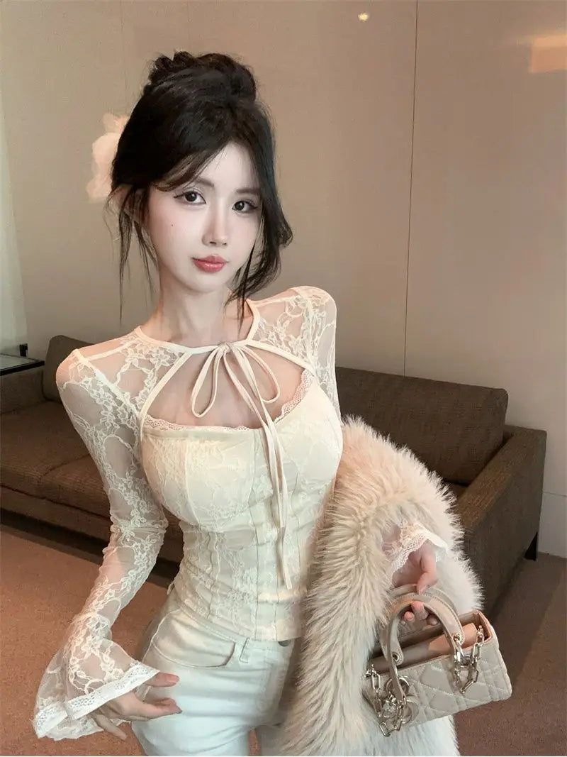 Square Neck Long-sleeved Lace Shirt