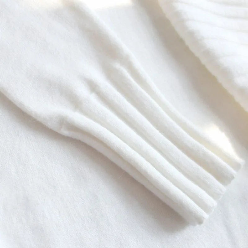 Loose Fit Knitted Pullover Turtleneck