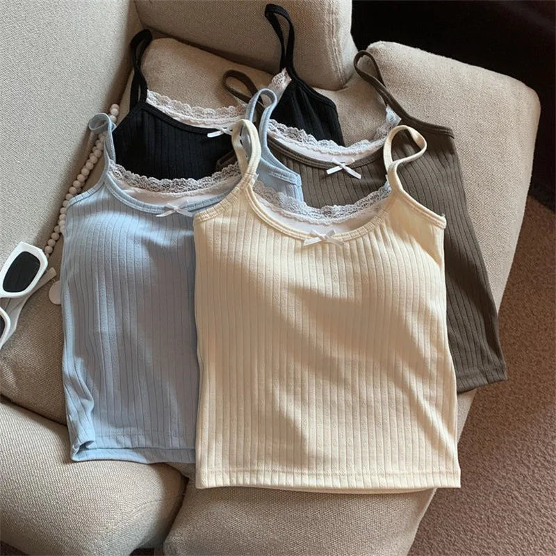 Fake Two Pieces With Chest Pad Lace Patchwork Cami