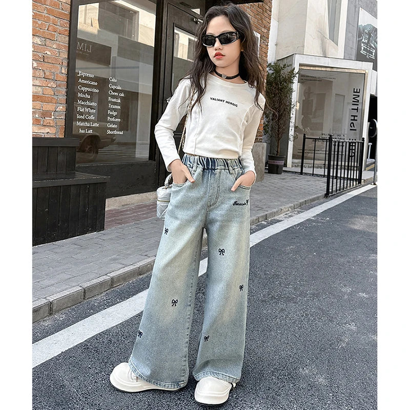 Girls' Wide-Leg Light Wash Denim Jeans with Bow Embroidery