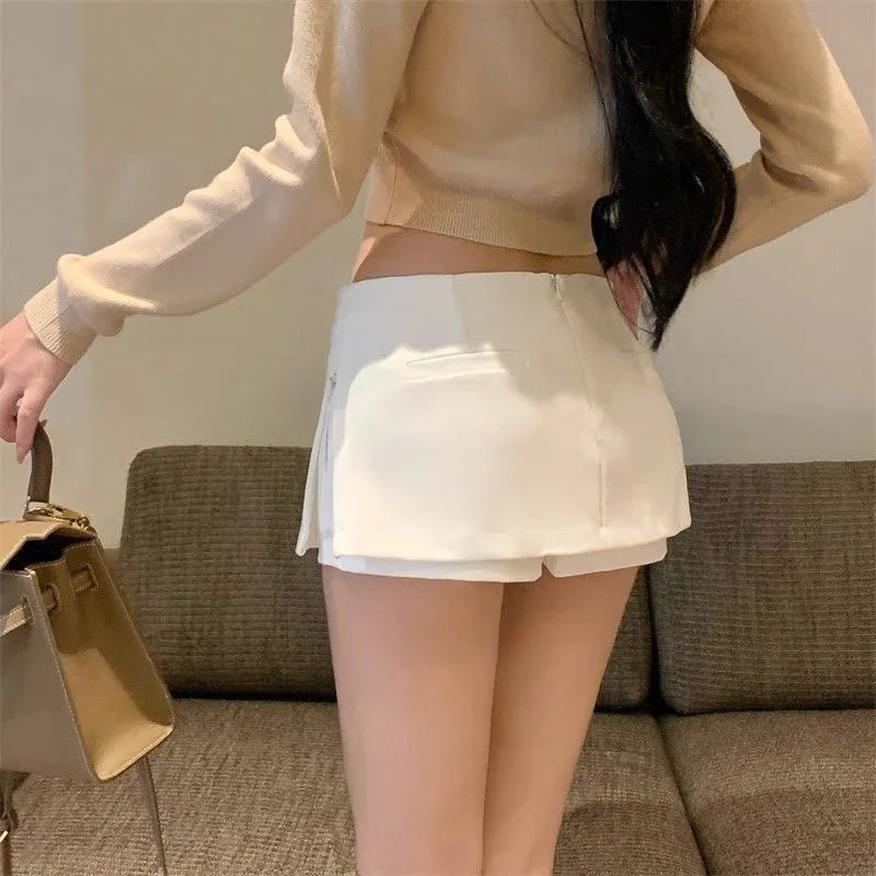 Chic Mini Skirt