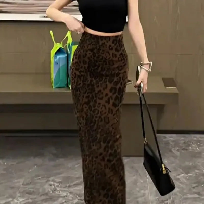 Leopard Print Mid-Length Skirt