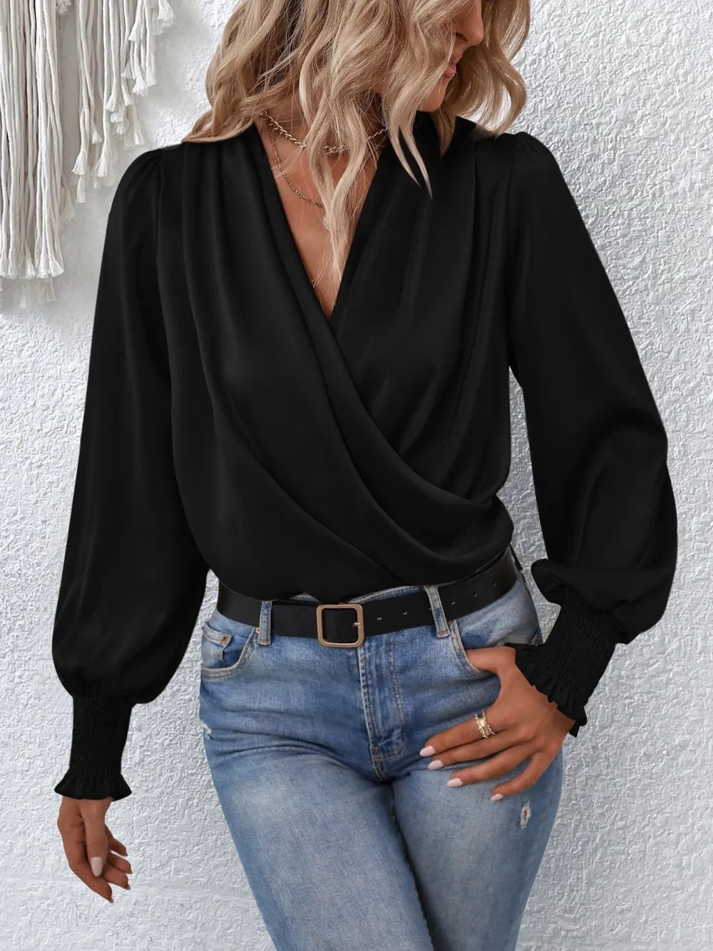 Susie's Lantern Sleeve Blouse