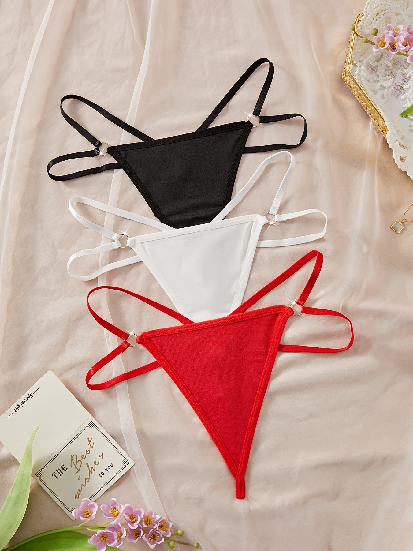 Sliky Fiber Fabric Heart Cut-Out Panties