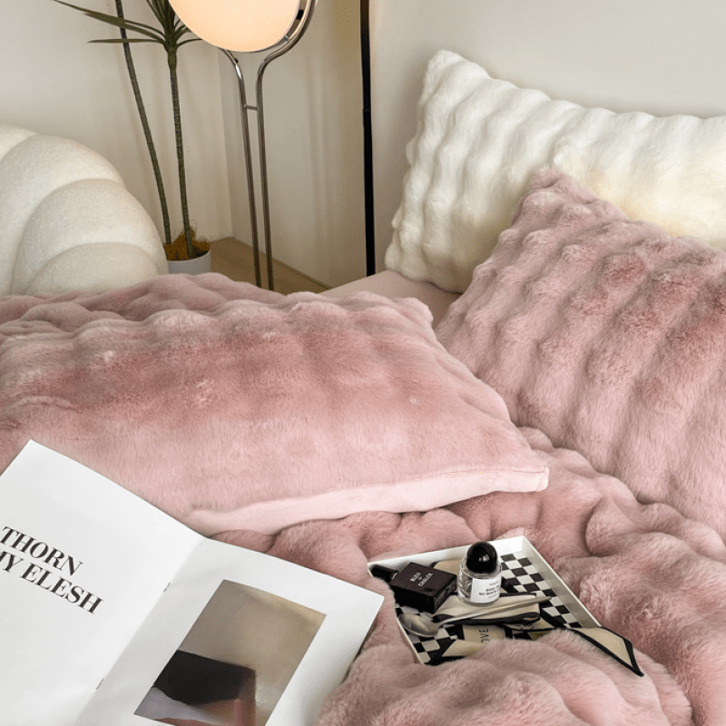 {2pcs} Bubble Imitation Rabbit Plush Pillowcases