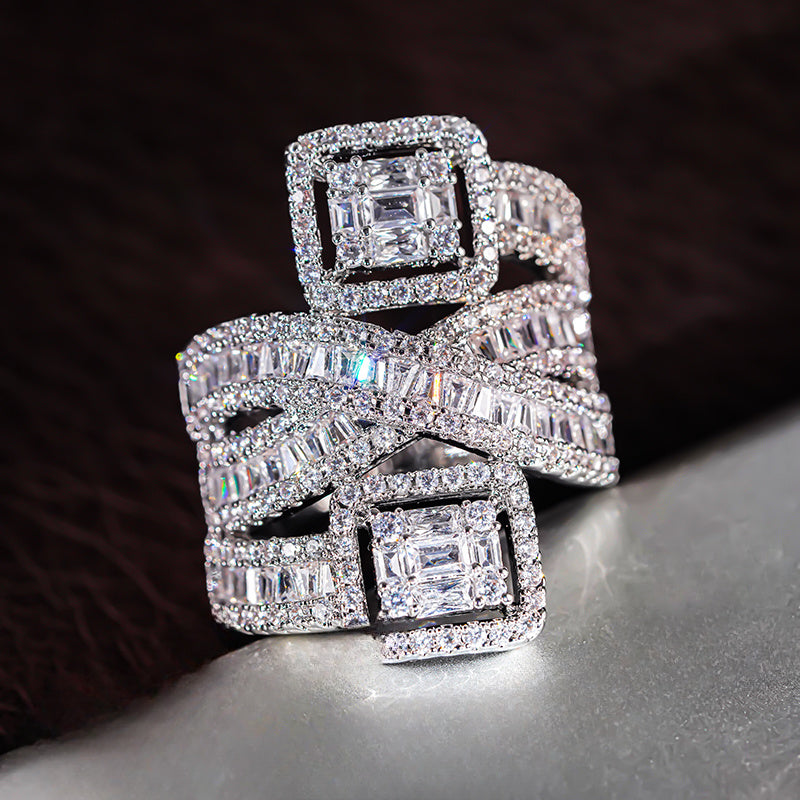 Luxury Synthetic Zirconia 1 Inlaid Sparkling Multi-Layer Design Engagement Ring