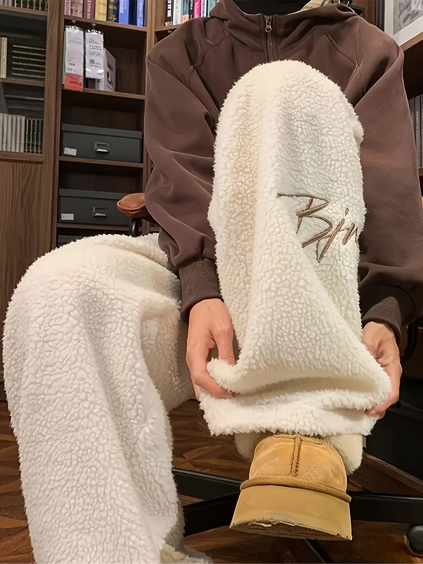 Fleece-Lined Embroidered Casual Pants