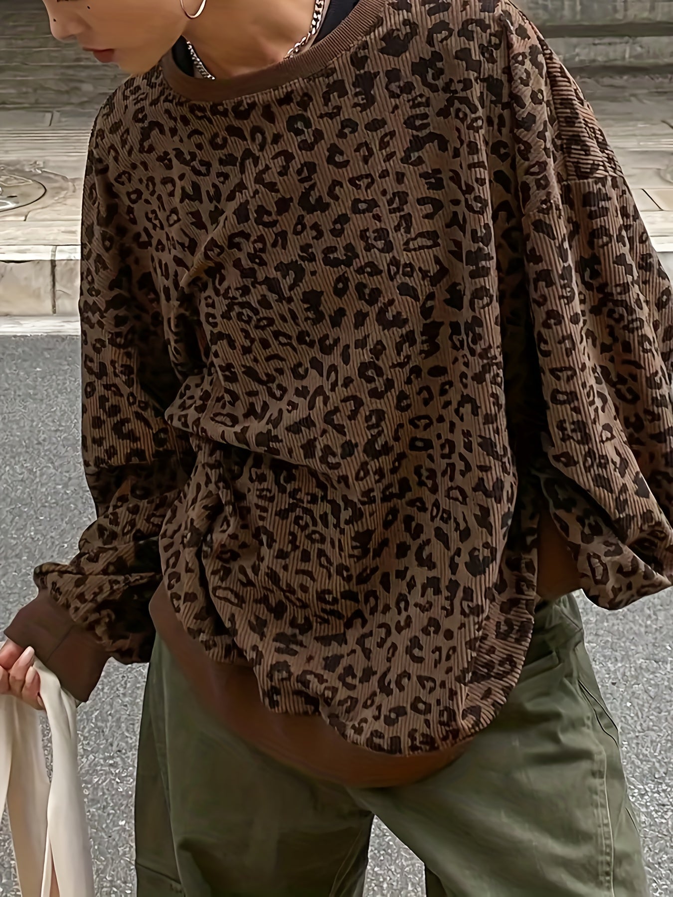 Oversized Leopard Print Sweatshirt