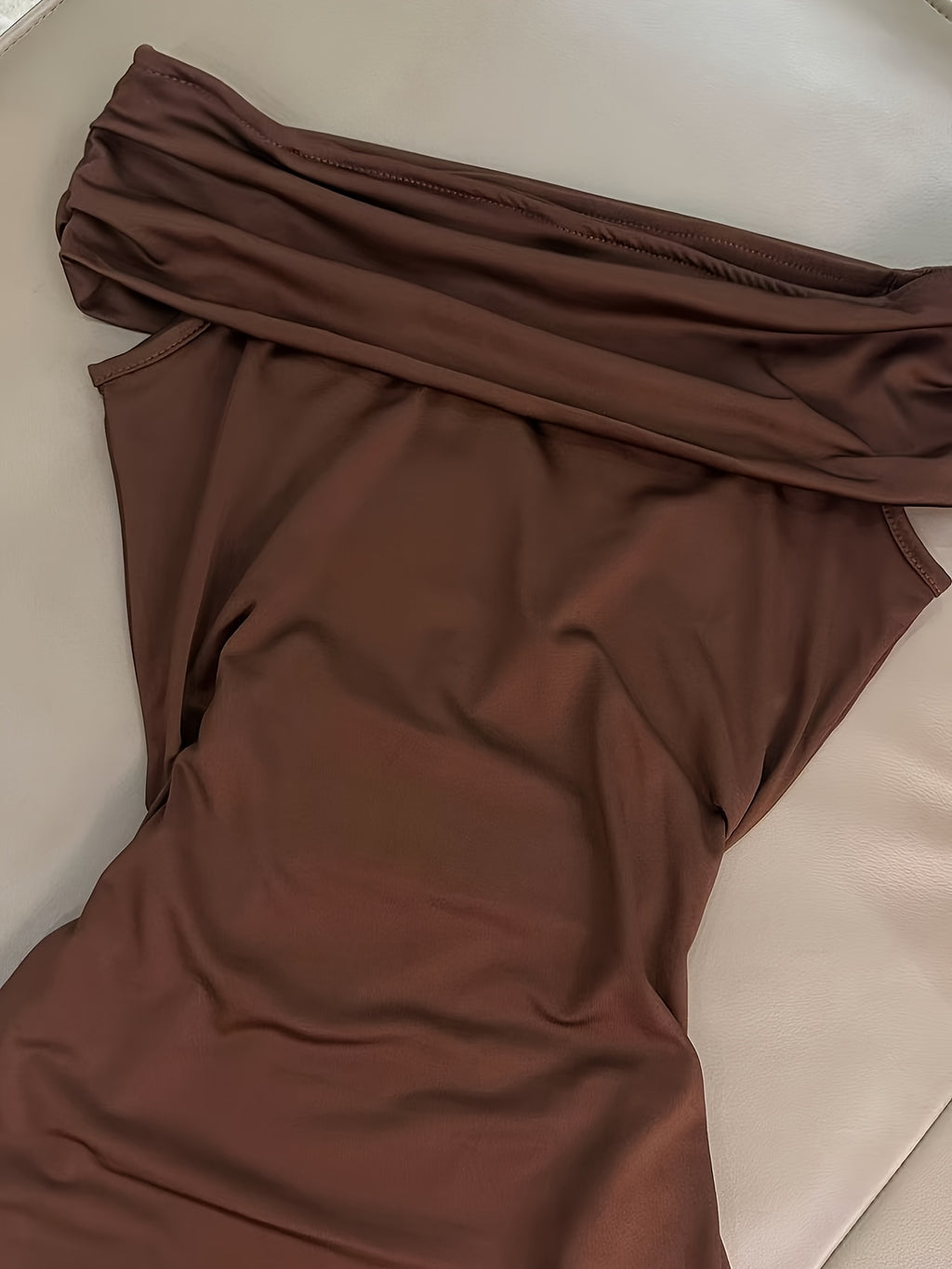 Women's Off-the-Shoulder Short Dress - Rich Brown Mermaid/Bodycon Party Wedding Guest Dress with -Line Silhouette, Short Length & Sleeveless Design - Machine Washable Elegant Evening Gown for Prom, Events, Dresses For Women,