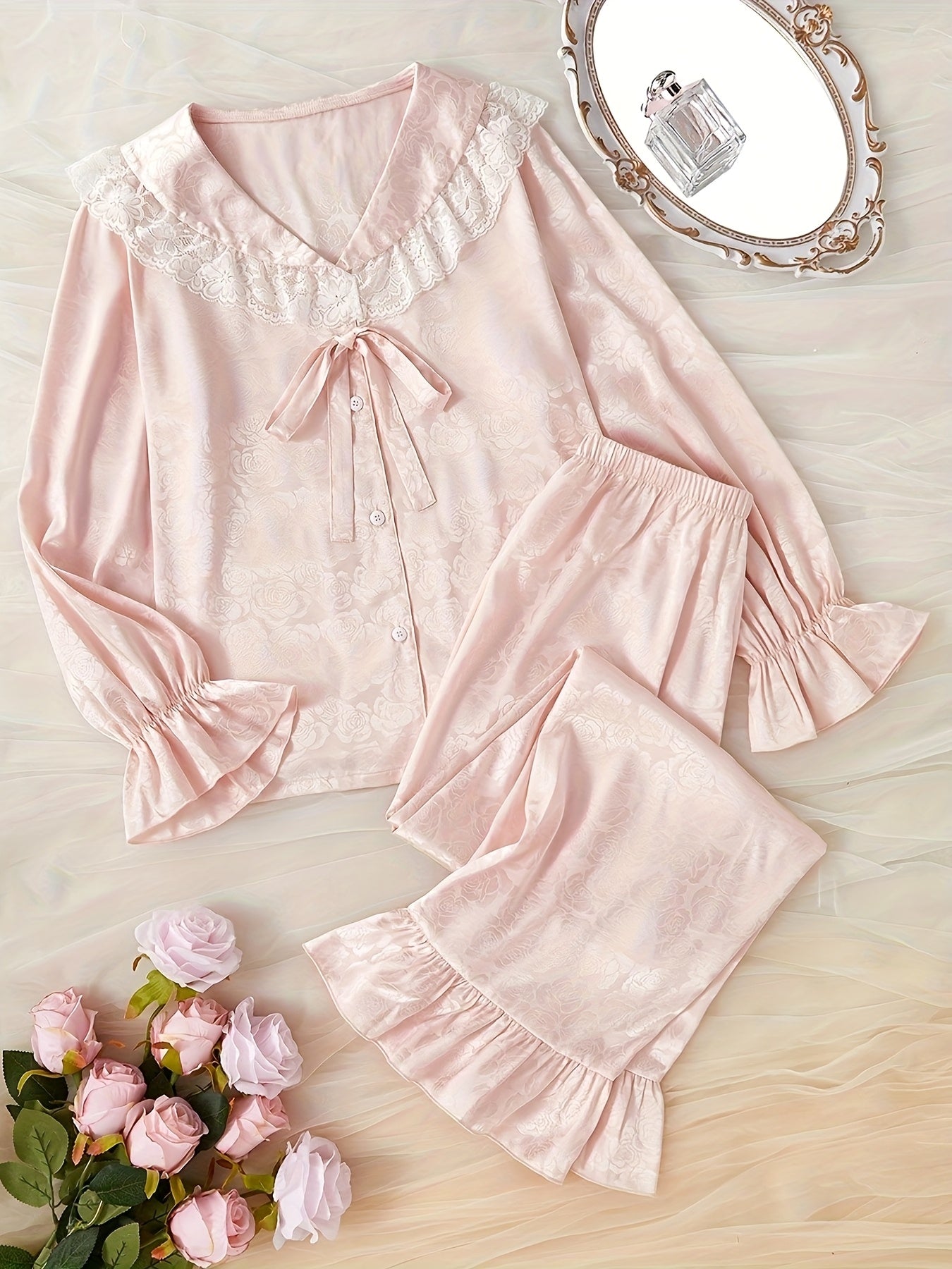 Jacquard Texture Color Block Soft Lace Pajama Set